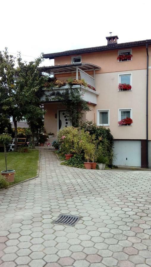 Apartma Meta Radovljica Exterior photo